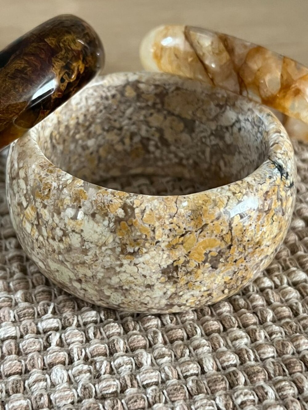 Fish Roe Agate Bangle - Picture 1 of 15
